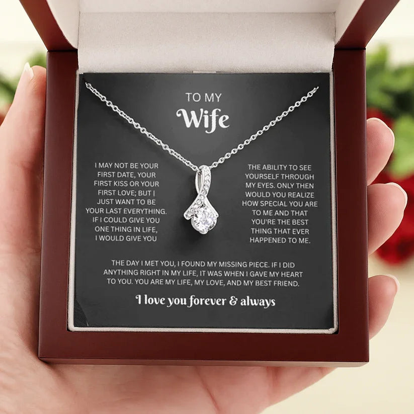 Necklace in a box with a sentimental message for a wife